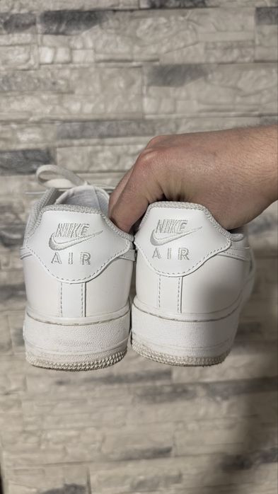 Продам кроссовки Nike Air Force