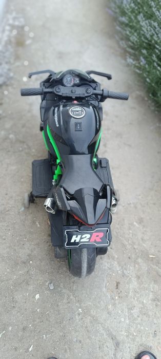 Електрически мотор