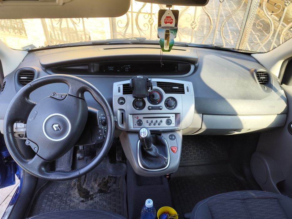 Vând Renault Scenic 2