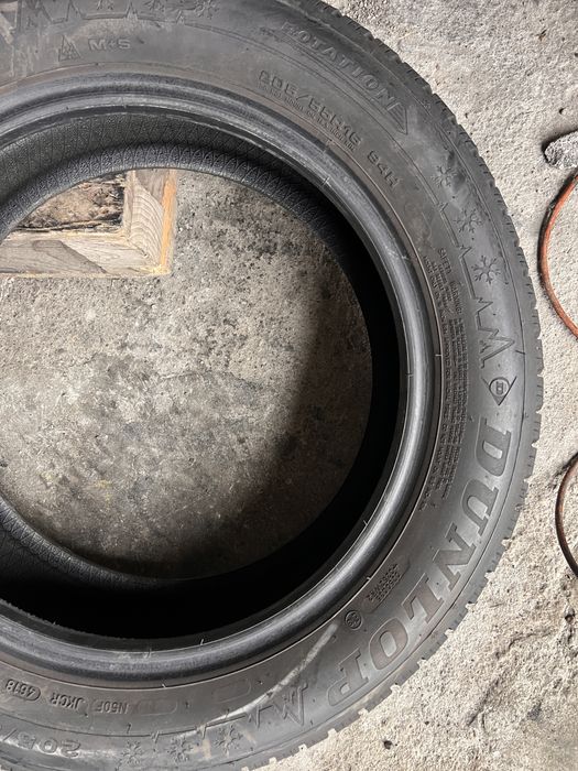 2 anvelope iarna 205/55/16 , Dunlop , 6.5 mm