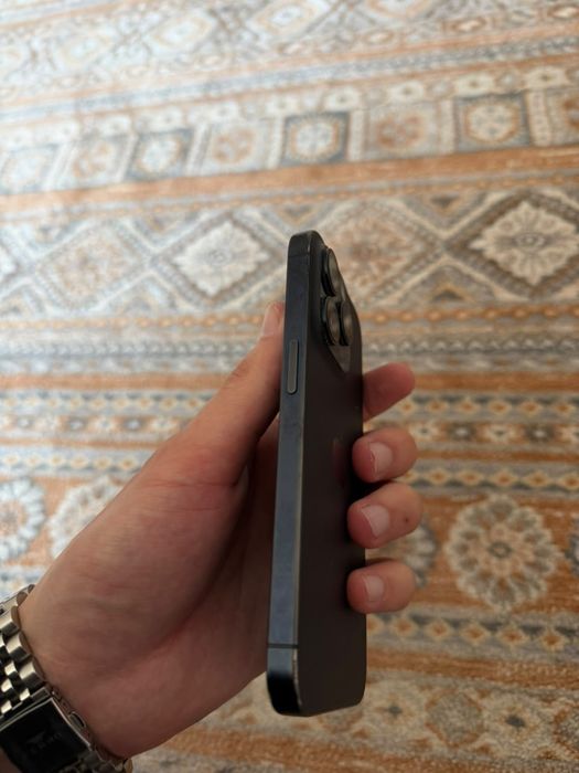 Iphone 15 pro 256gb 82%