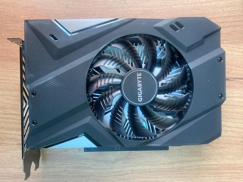 Placa Fara Alimentare GTX 1650 4gb