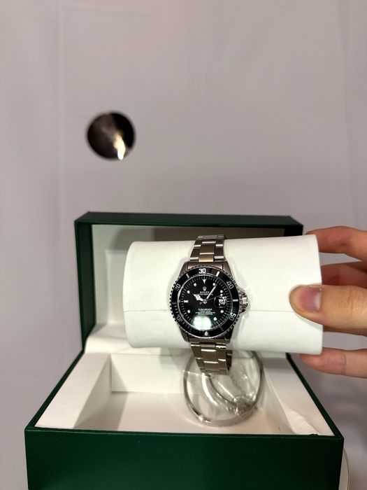 Ceas Rolex Argintiu Negru // Oyster Perpetual Date Submariner
