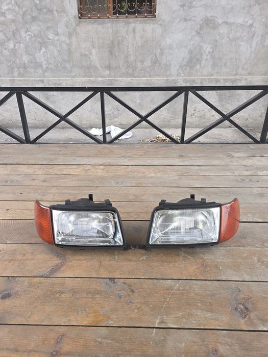 Передние фары с Корректором на Ауди 100 С4 кузов. Original