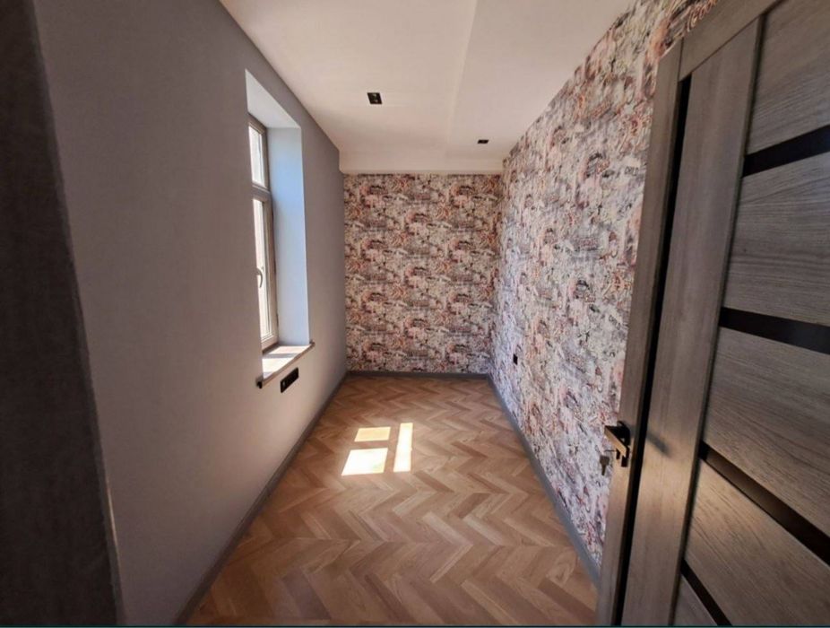 Продается Квартира 2-ком. Переделанная в 3-ком.