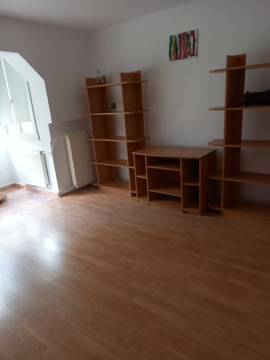 De inchiriat apartament 2 camere tipQ