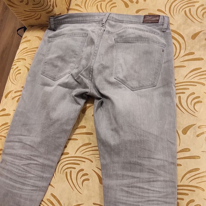 Blugi Zara slim 33/32 gri