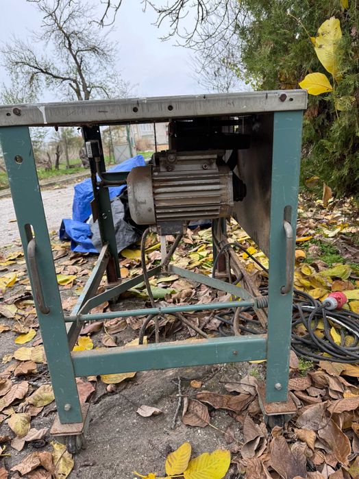 Циркуляр на трифазен ток