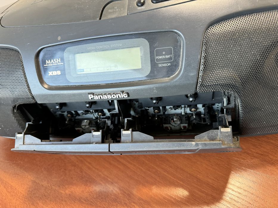 Магнитофон Panasonic