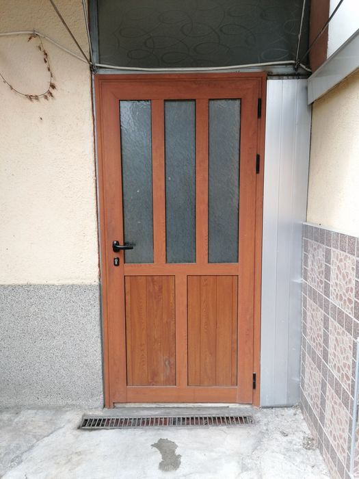 Дава се под наем Етаж от къща в Асеновград - 90 кв.м за 229.5 € - Снимка #3