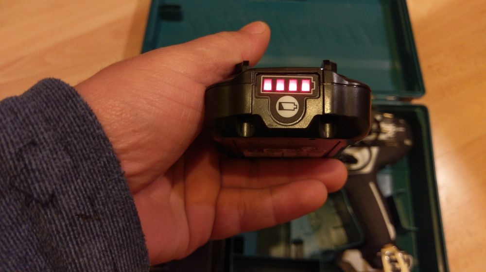 Makita ударен винтоверт