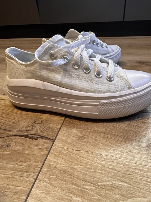 Converse albi cu platforma