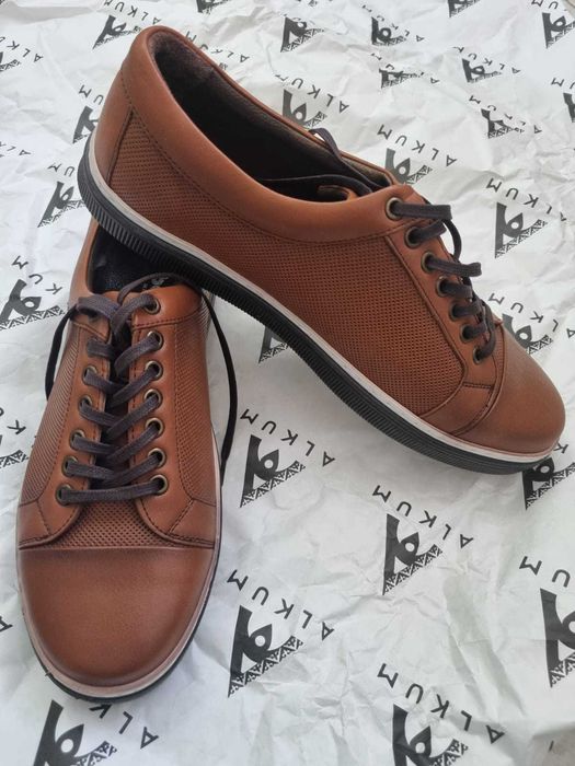 Продам мужские туфли.