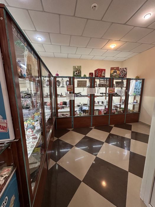 Продаются витрины