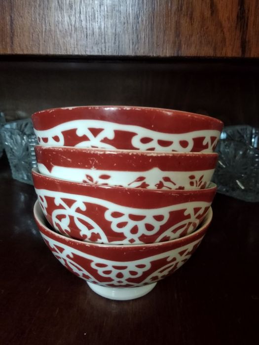 Тарелки новые мейсенский букет гдр по 60000 за одну.