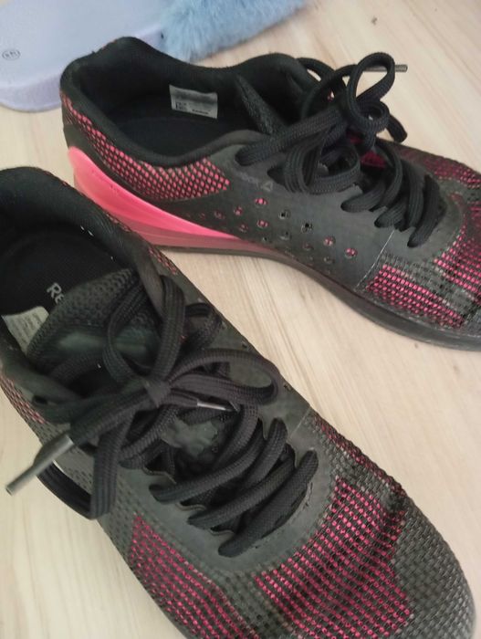 Дамски маратонки Reebok,40номер