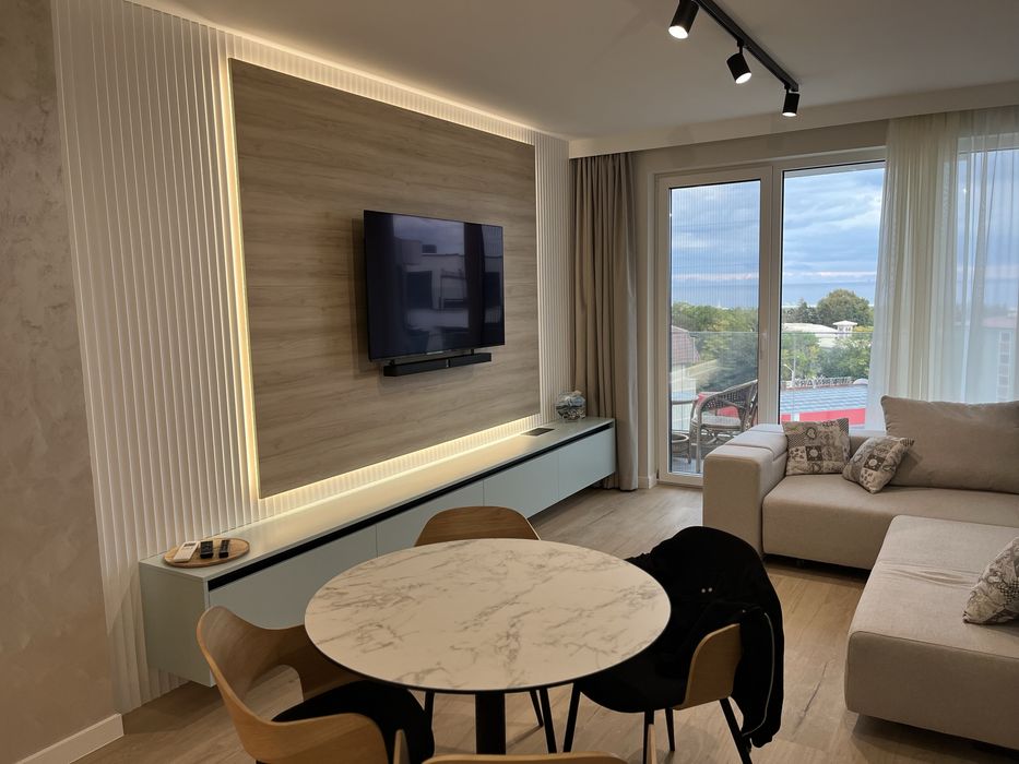 Дава се под наем Двустаен апартамент в к.к. Св.Св. Константин и Елена - 65 кв.м за 1200 € - Снимка #13