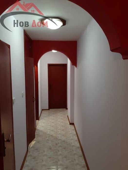 Дава се под наем Двустаен апартамент в Велико Търново, Център - 80 кв.м за 357 € - Снимка #12