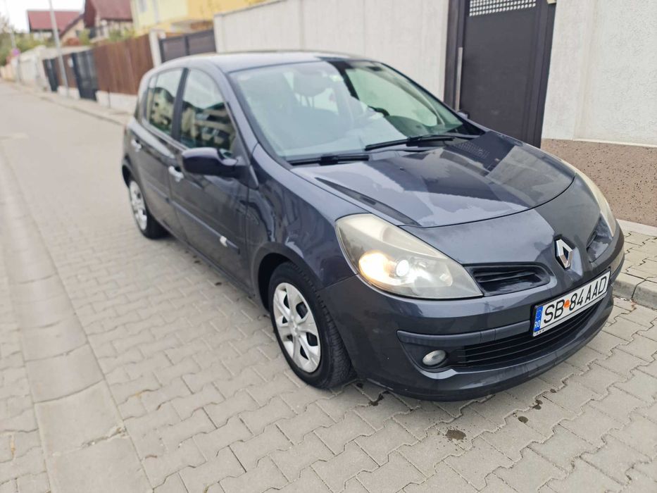 RENAULT 4 2006 — imagine 2