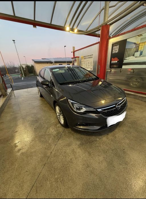 Opel astra K.
