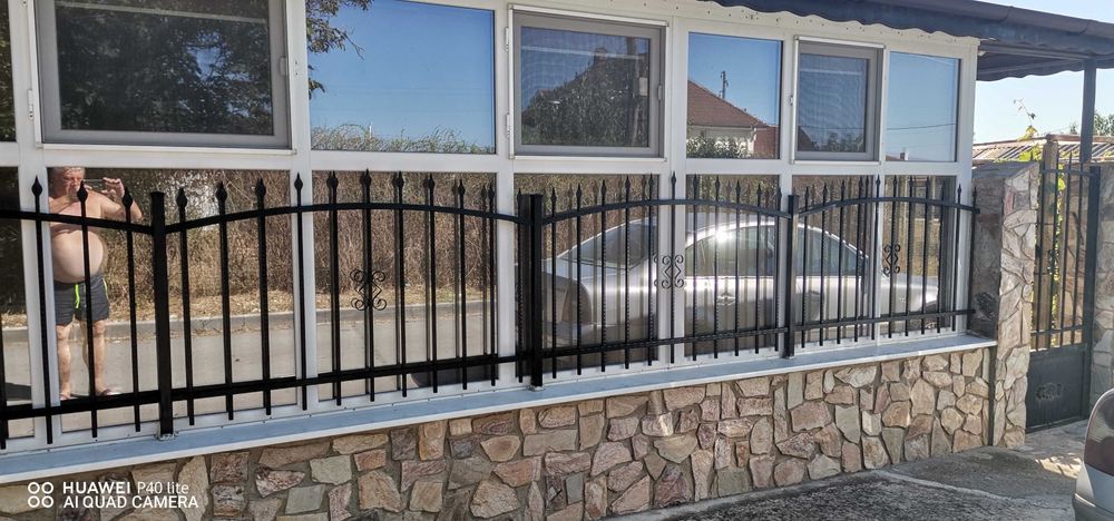 Собственик продава къща, цена 190000 евро.