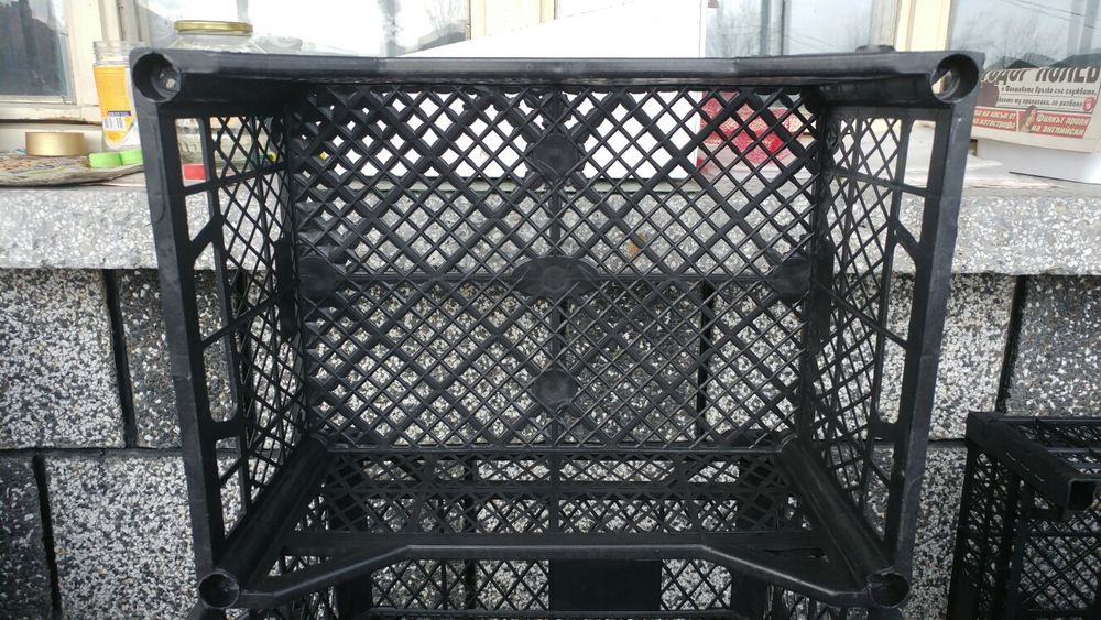 Касети пластмасови за плодове и зеленчуци