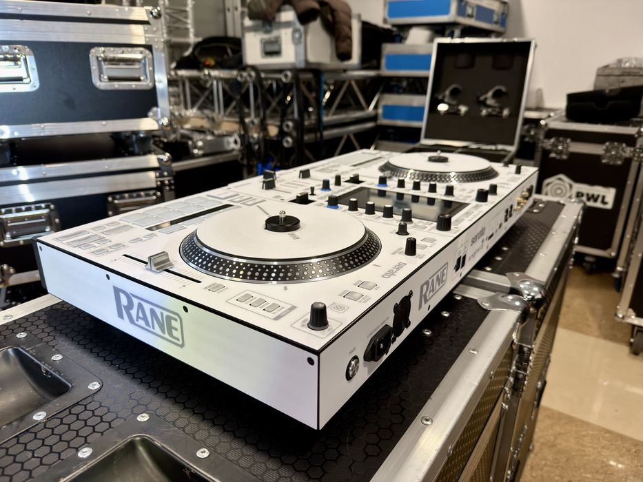 RANE SYSTEM ONE White + Case Magma
