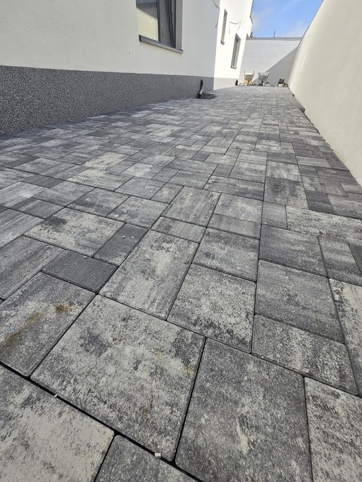 Pavele Borduri Montaj