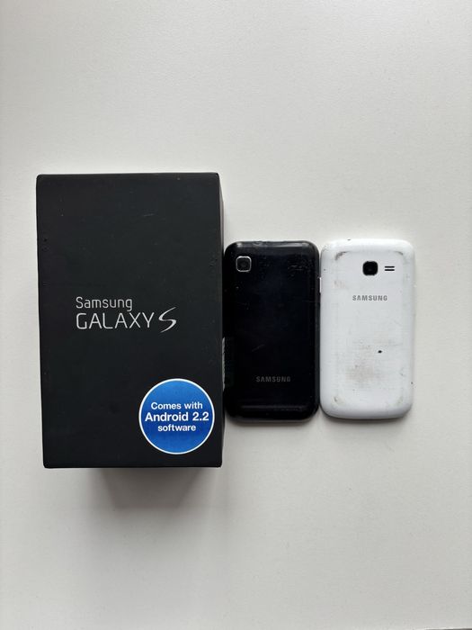 два телефона samsung s