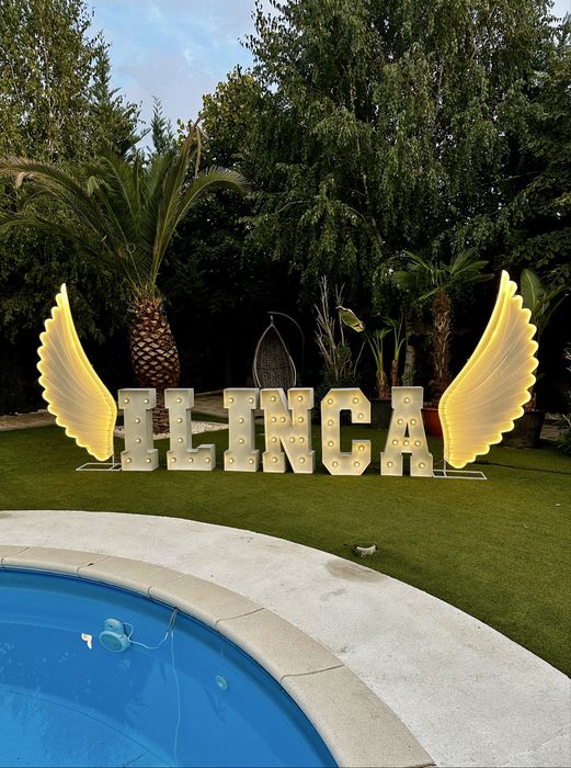 Inchiriez aripi de inger luminoase decor evenimente(nunta,botez)