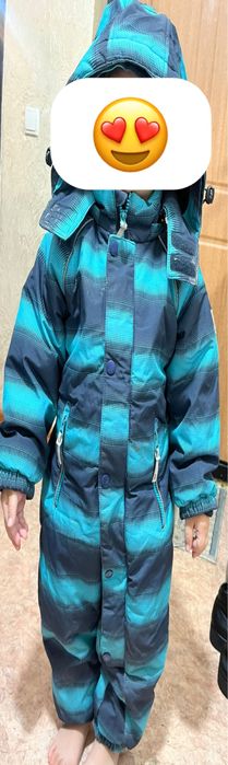 Продам детский зимни комбинезон