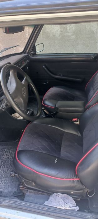 Jiguli 2107 sotiladi 1991-yil benzin. Ishi yuq