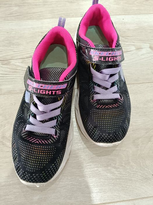 Продаются качественные кросовки