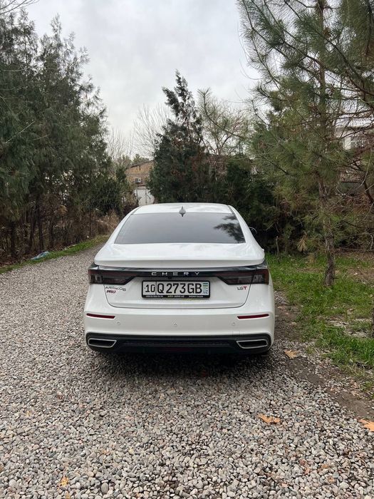 Chery Arizo 6 pro sotiladi