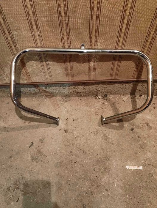 Harley crash bar Softail