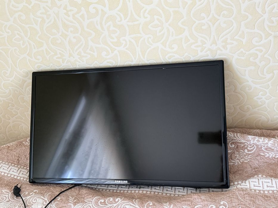 Телевизор б/у самсунг
