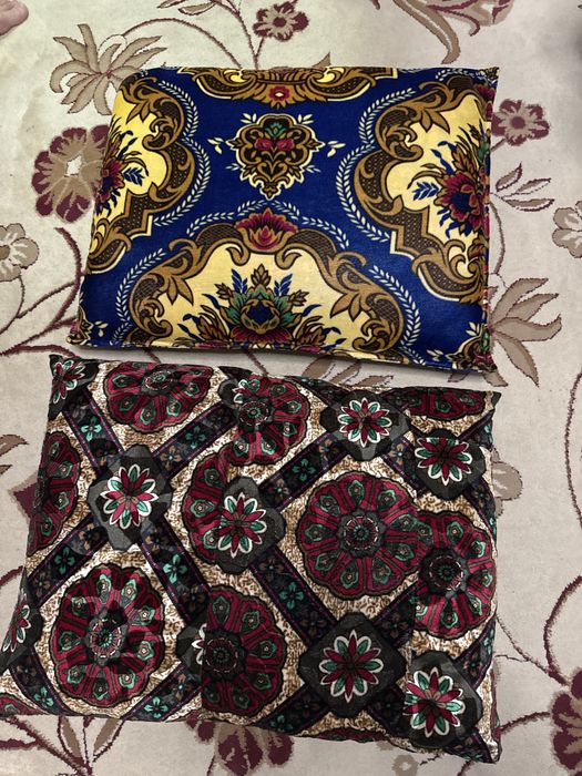 Yostiq 2 xil 3ta donadan