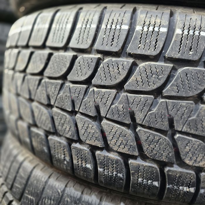 2x 235/60/18 M+S BRIDGESTONE Stare impecabila