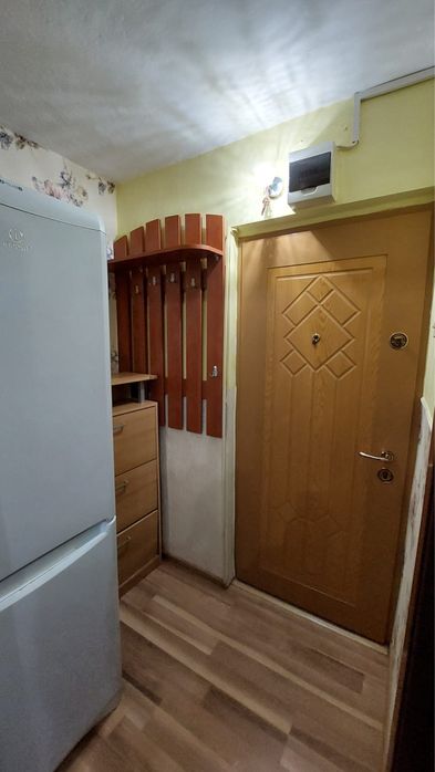 Inchiriez apartament cu 2 camere