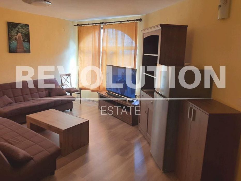 Тристаен апартамент в района на  м-т Траката!