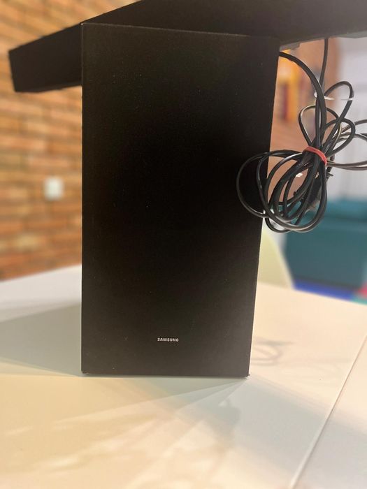 Samsung Soundbar 2.1 HW-A450 300W Subwoofer Wireless