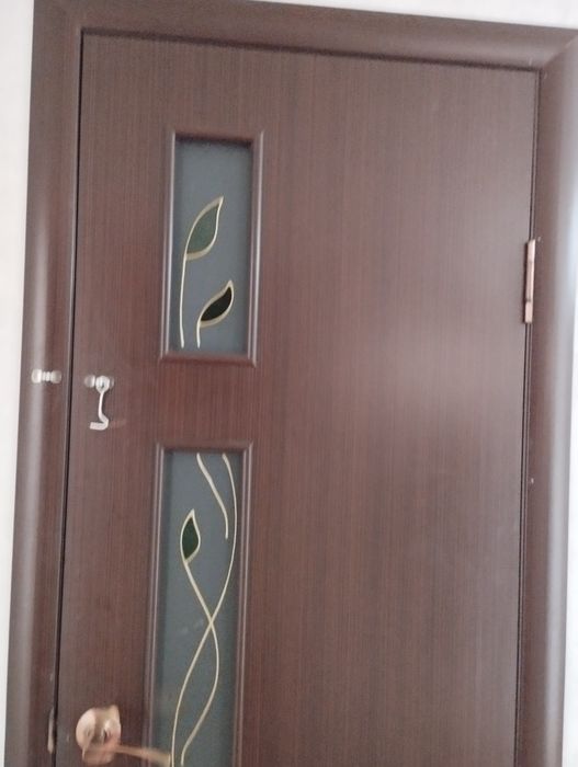 Межкомнатные двери Б/у