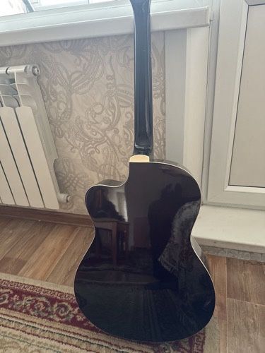 Акустическая Гитара