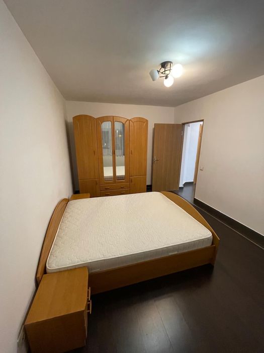 Inchiriez apartament cu 2 camere Brasov
