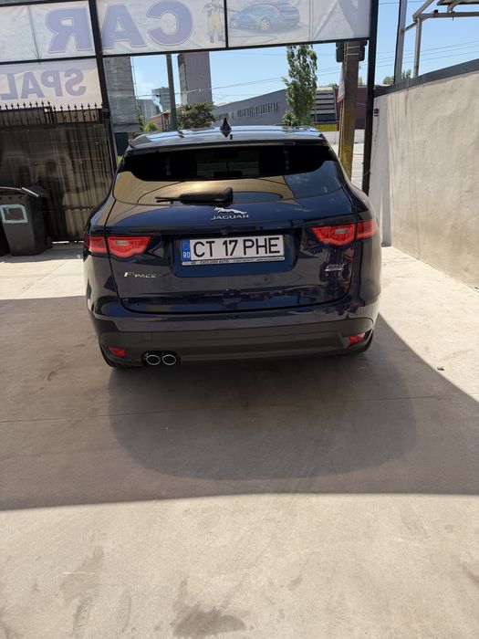 Jaguar F-Pace 2017