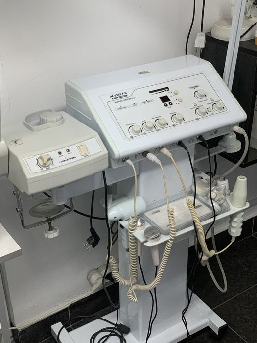 Combina cosmetica profesionala 14 functii