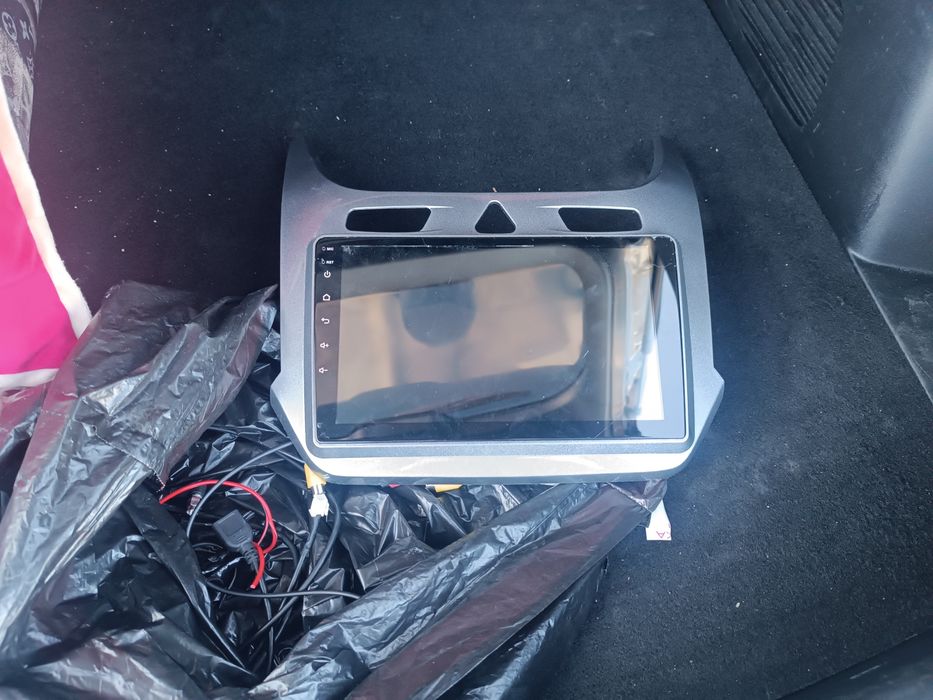 Авто магнитола продам