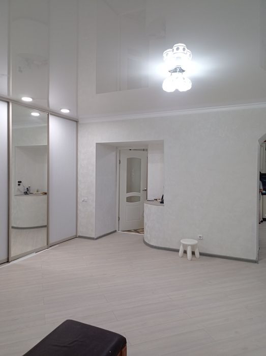 Поклею обои. Галтели. Эмульсия.