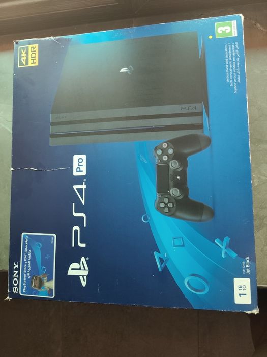 PlayStation продаётся 4 про
