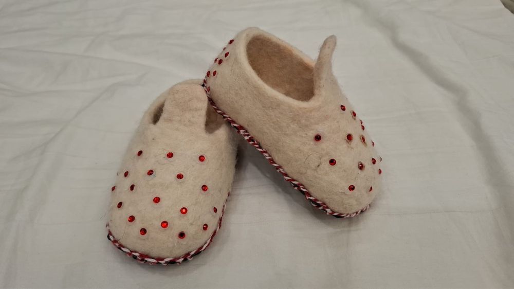 Войлочные тапочки